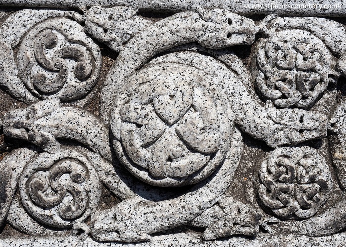 symbol-celtic-snakes.jpg
